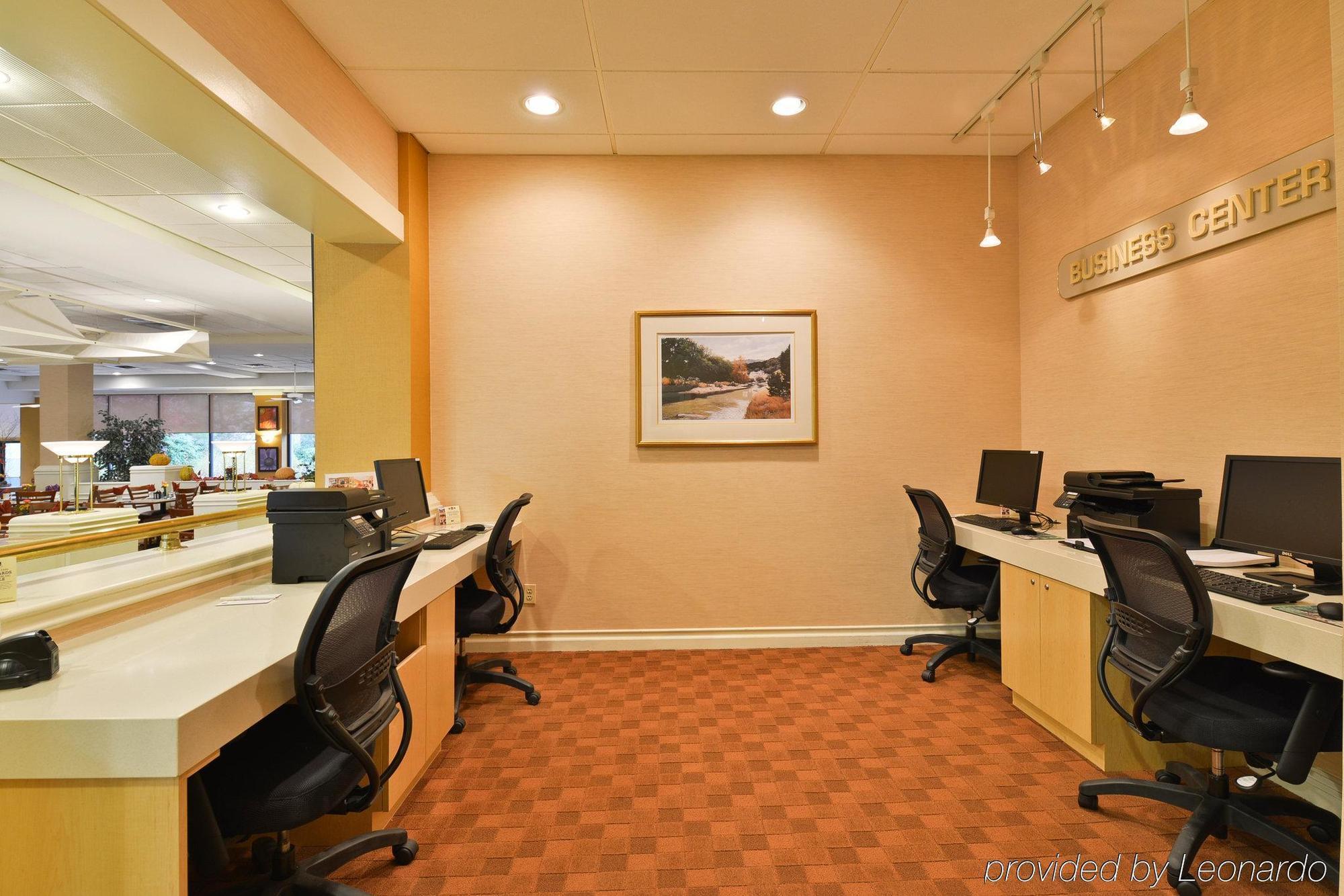 Holiday Inn Wilkes Barre - East Mountain, An Ihg Hotel Business photo